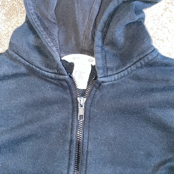 H&M Basics Boys Hoodie - Picture 5 of 5